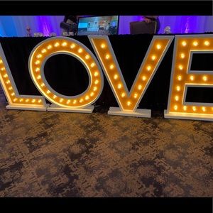 Meet your Posher, Maysam